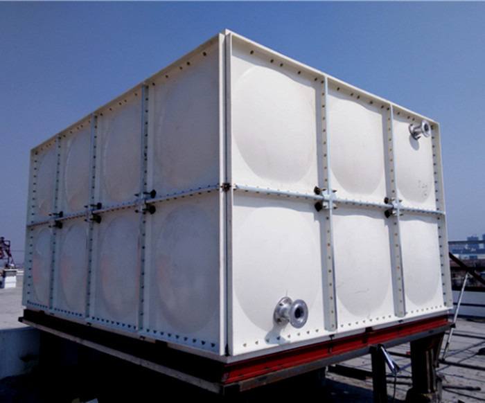 玻璃鋼水箱的二次清洗流程