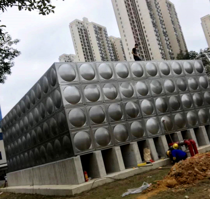 不銹鋼水箱如何保養(yǎng)和維護(hù)?