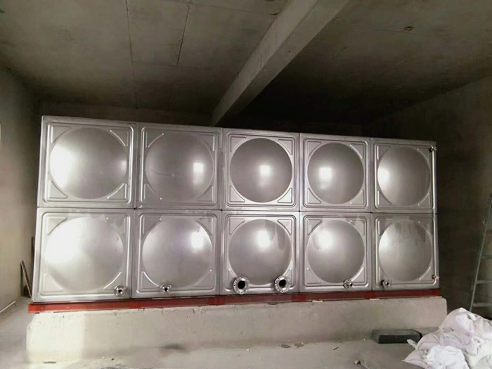 不銹鋼水箱經(jīng)常漏水該怎樣處理？