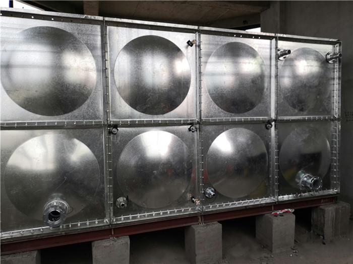 該如何對鍍鋅水箱進行清潔?