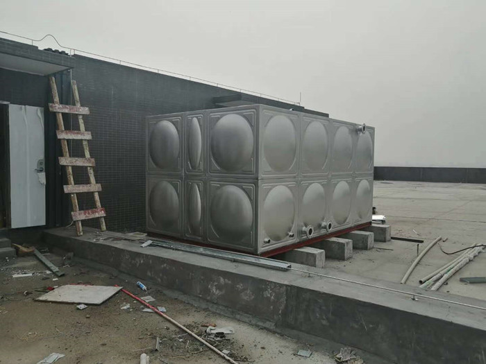 不銹鋼水箱可以埋地下嗎?