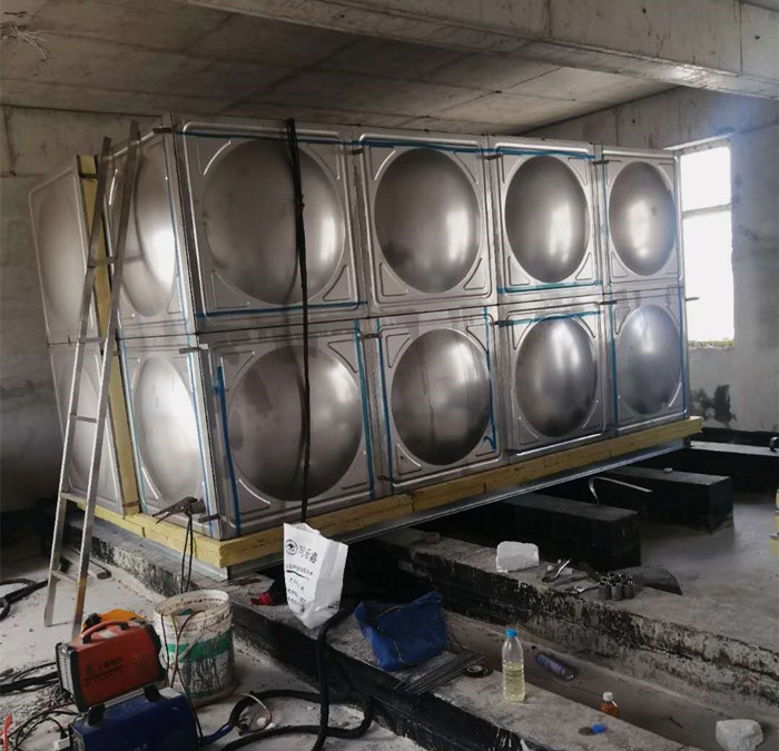 安裝不銹鋼水箱的步驟有哪些？