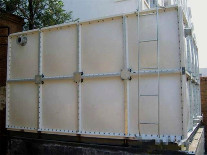 玻璃鋼水箱本身的性能優點