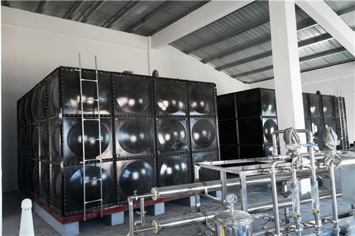 為什么選擇搪瓷水箱?