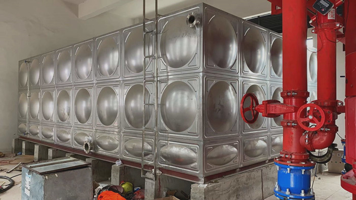 不銹鋼水箱的使用說(shuō)明介紹