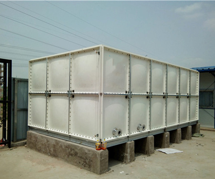 玻璃鋼水箱同樣噸位但價格不一樣