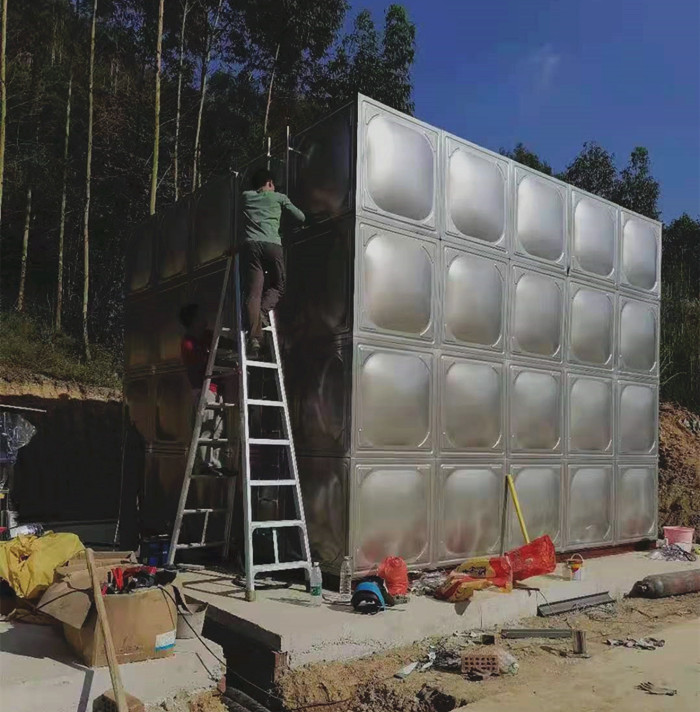 不銹鋼水箱焊接結(jié)構(gòu)設計時需要遵循的原則