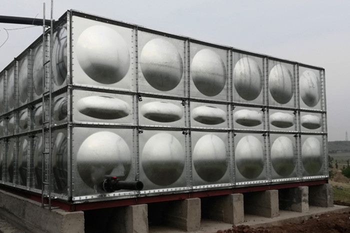 鍍鋅水箱在應(yīng)用上有哪些優(yōu)勢(shì)?