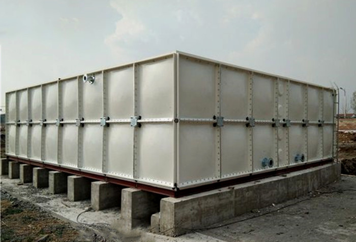 運輸玻璃鋼水箱要注意哪些呢？