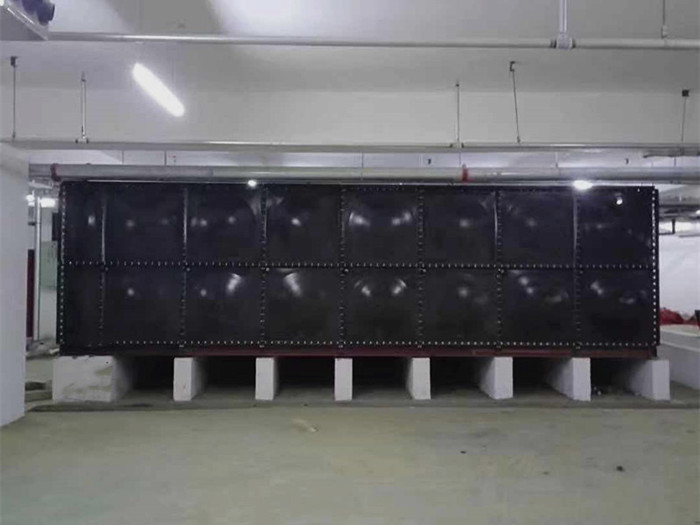 在對搪瓷鋼板水箱進(jìn)行施工的時候需要注意哪些事項(xiàng)？