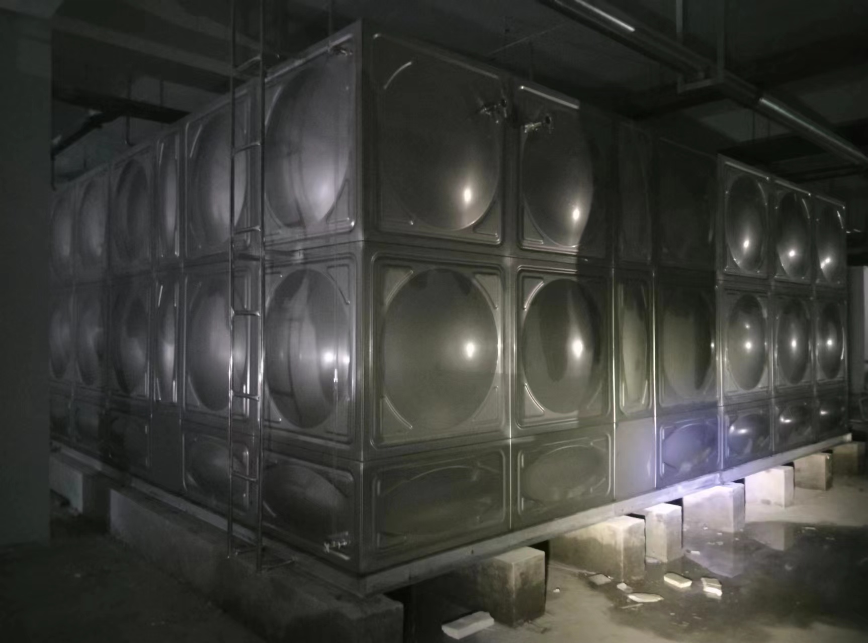 河北22臺不銹鋼水箱