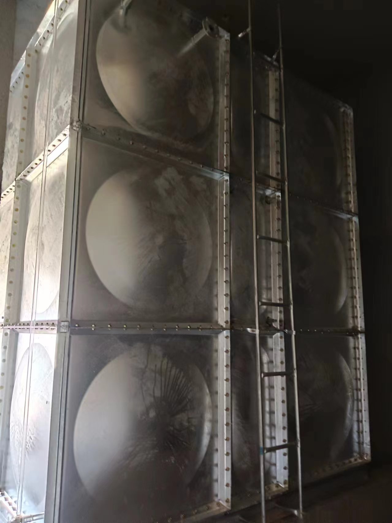 邢臺(tái)22立方鍍鋅水箱